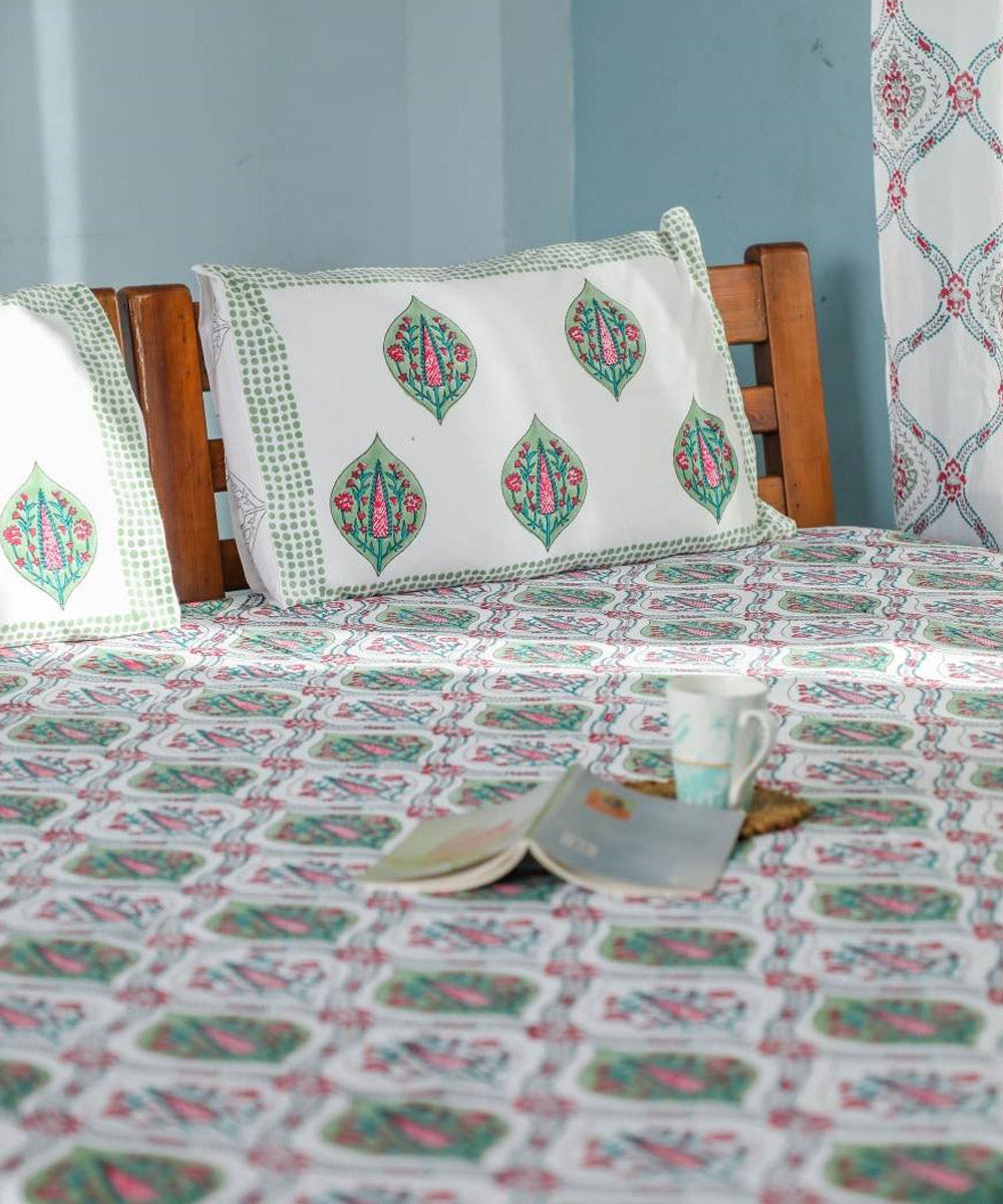 White green sanganeri block printed cotton double bed bedsheet