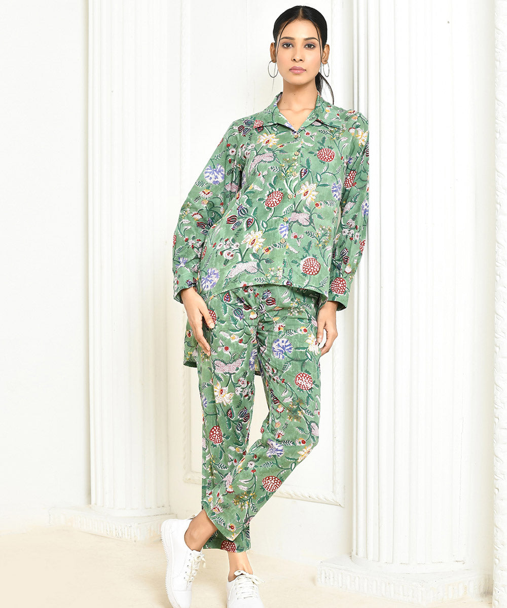 Green handprinted cotton floral co-ord sets