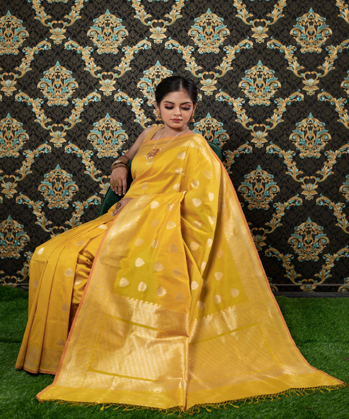 Yellow handloom cotton silk kadua booti banarasi saree