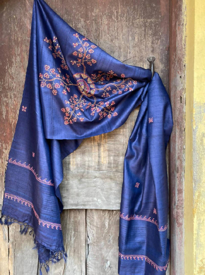 Blue handpainted godana art handwoven tussar silk stole