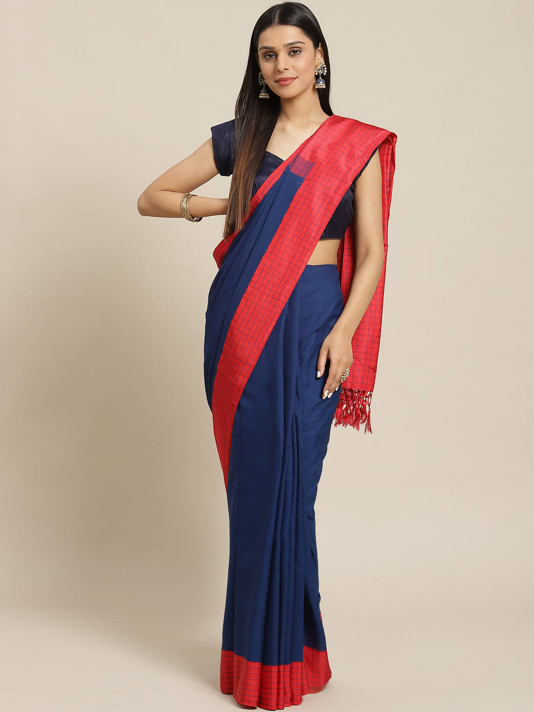 Biswa bangla handwoven red and indigo cutshuttle cotton blend saree