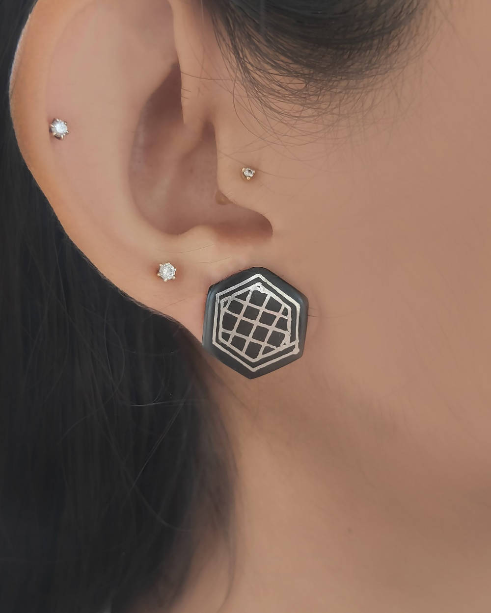Handcrafted pure silver inlay bidri geometric stud earring