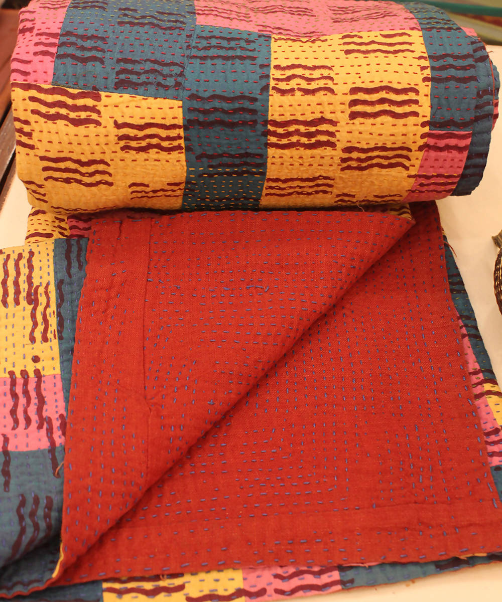 Multicolor printed tanka cotton single bed quilt