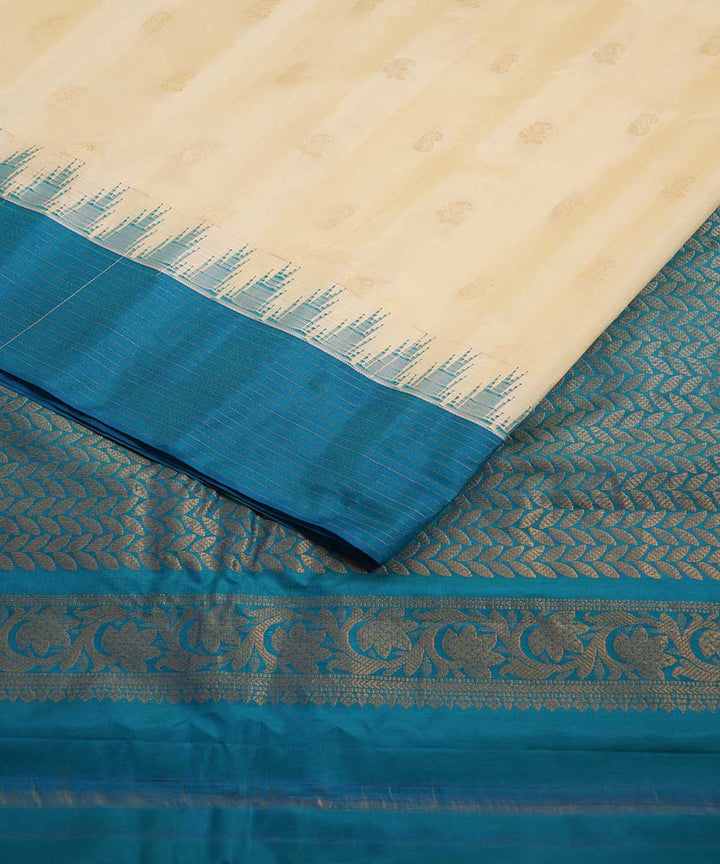 White blue handwoven gadwal silk saree