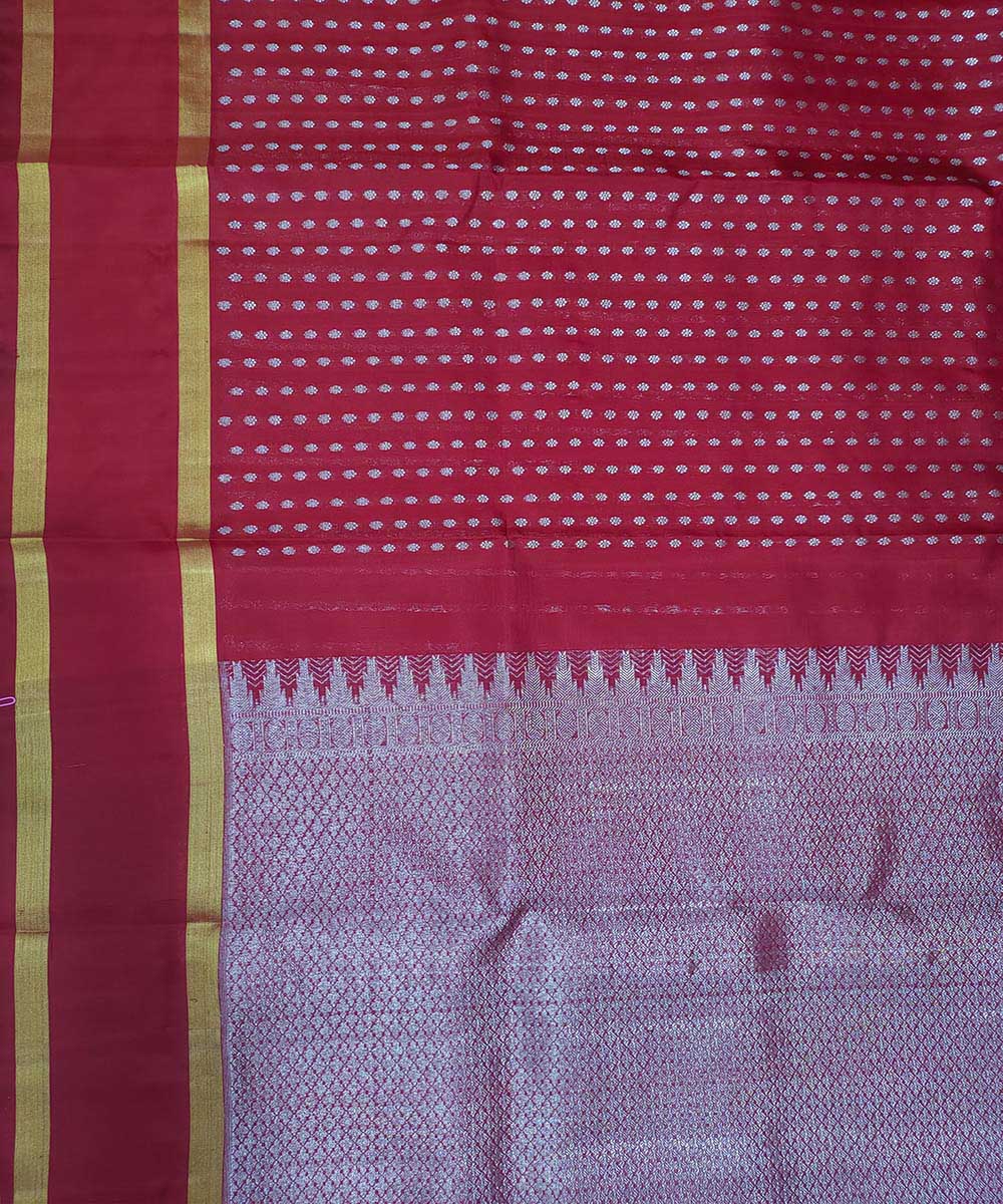 Red with gold white zari handwoven venkatagiri silk sari