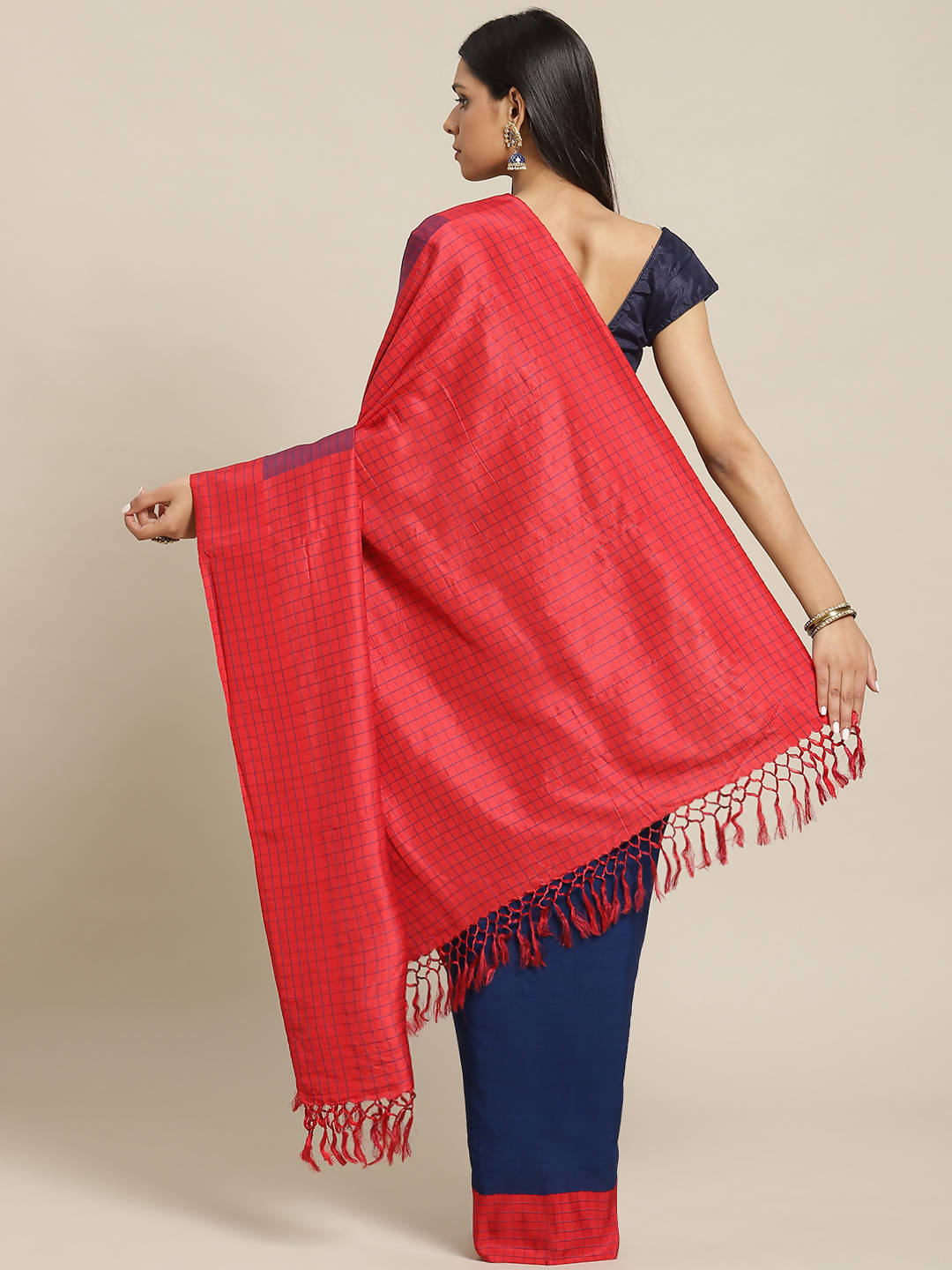 Biswa bangla handwoven red and indigo cutshuttle cotton blend saree