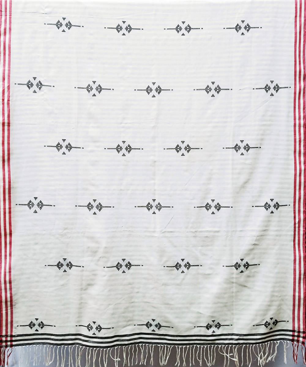 White black handwoven cotton baavanbuti saree