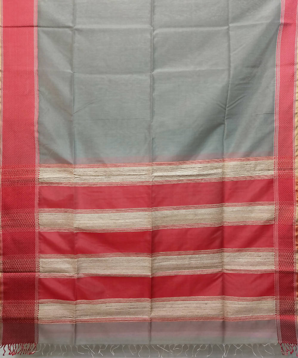 Light grey and peach handloom cotton silk maheshwari saree