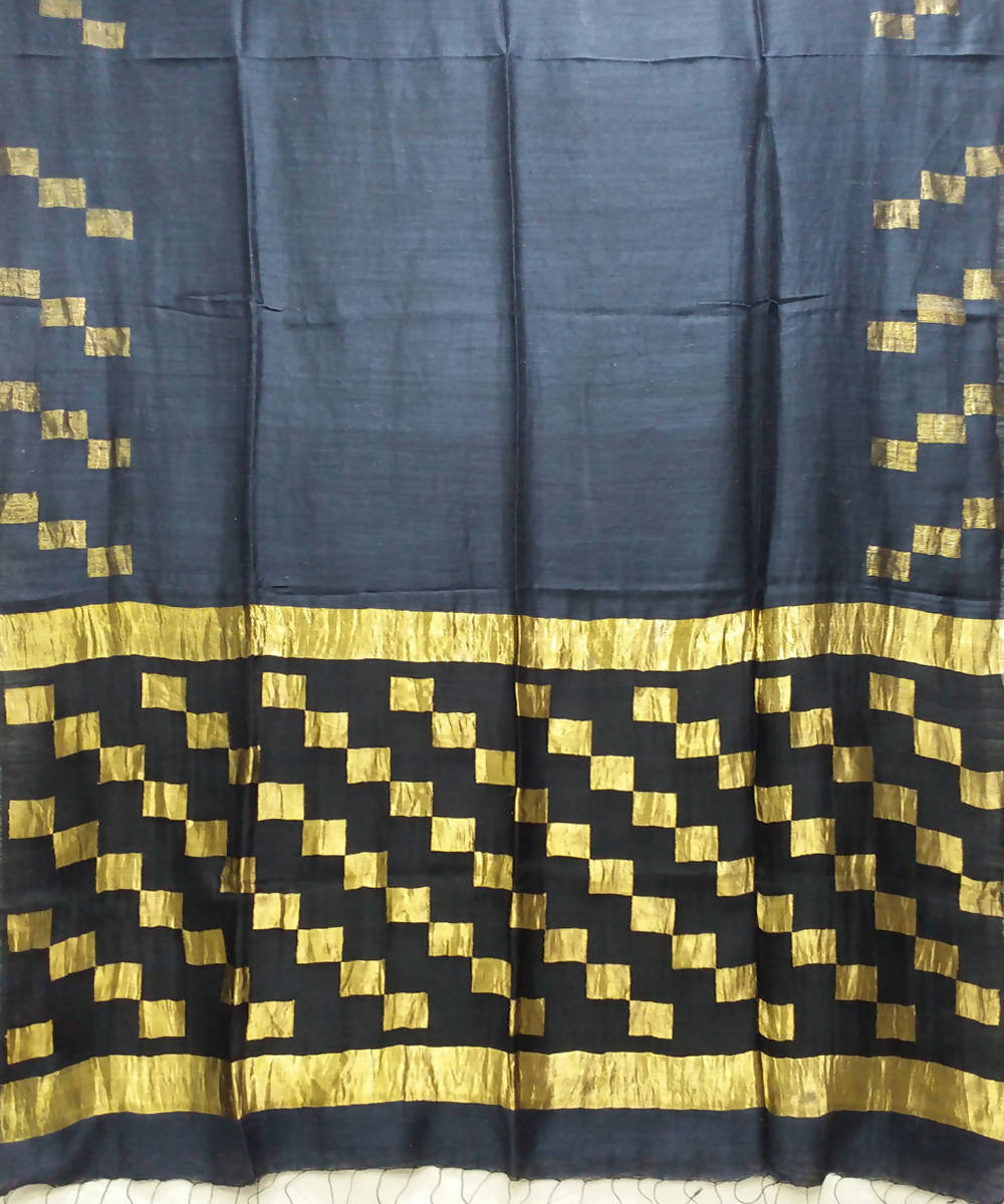 Handwoven bengal jamdani matka silk black saree