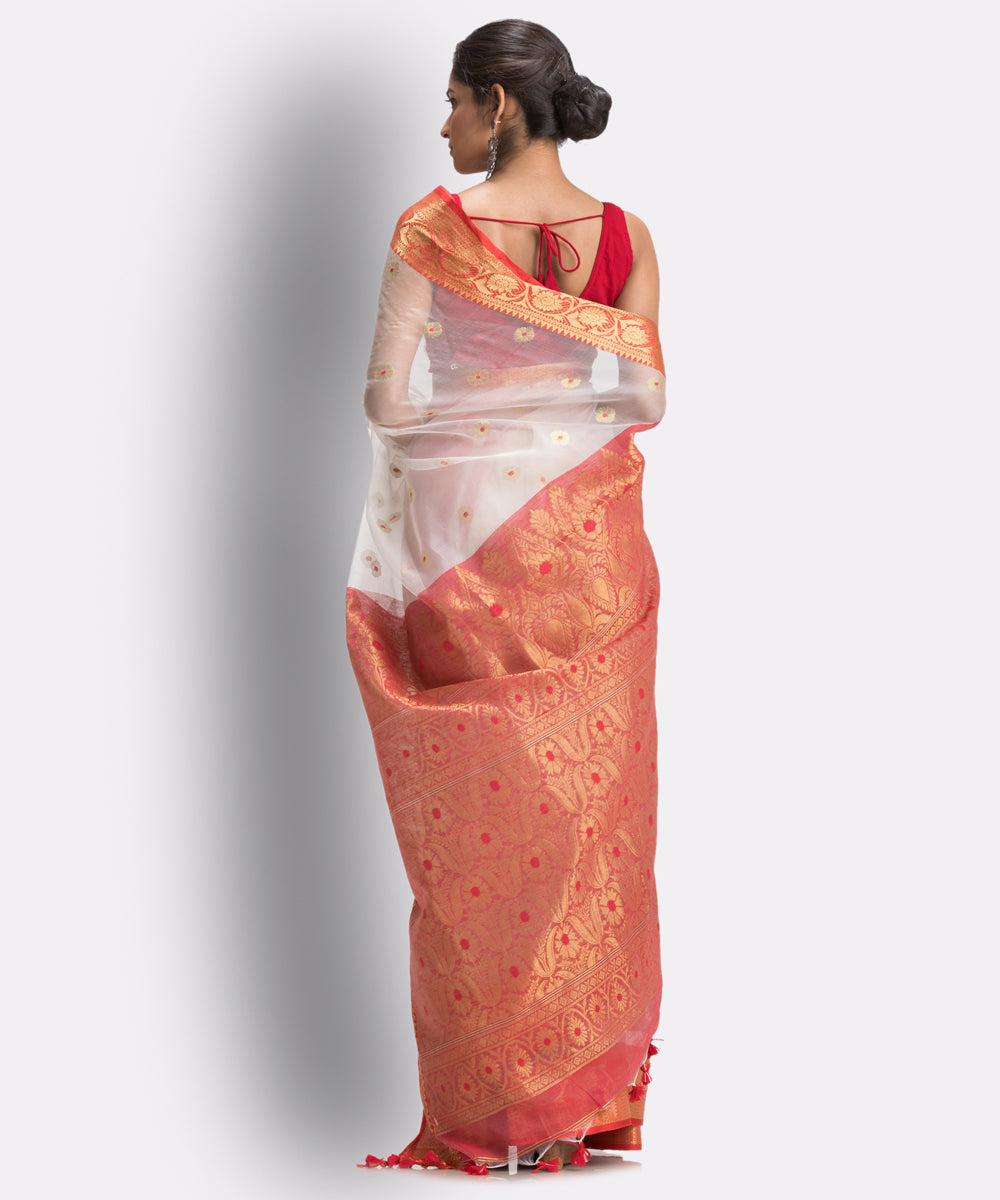 White bengal Handwoven Silk Tangail Saree