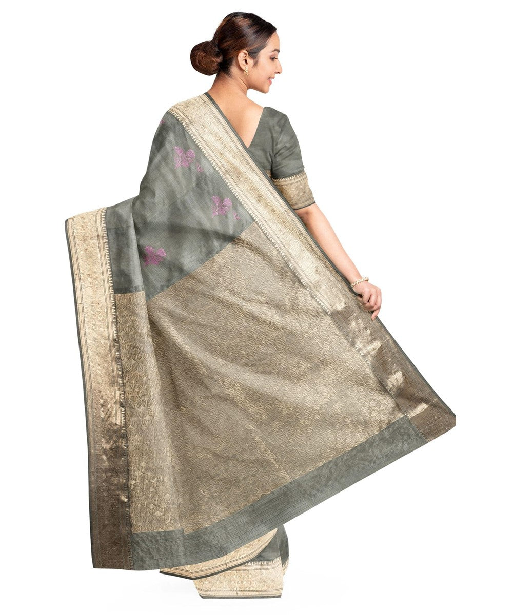 Biswa bangla grey golden silk handloom baluchari saree