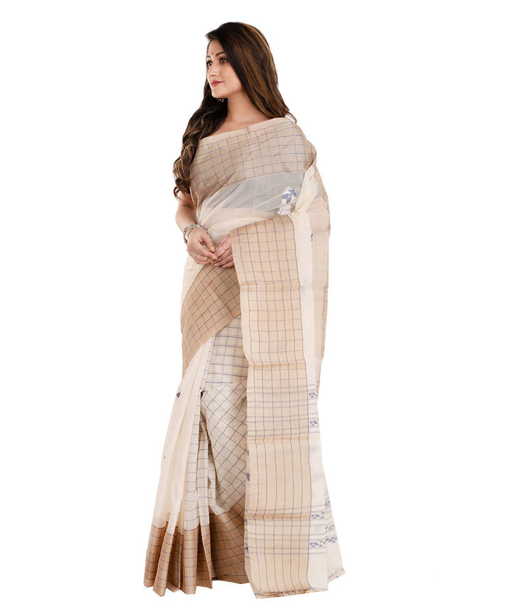 Offwhite and brown handwoven jamdani cotton bengal saree