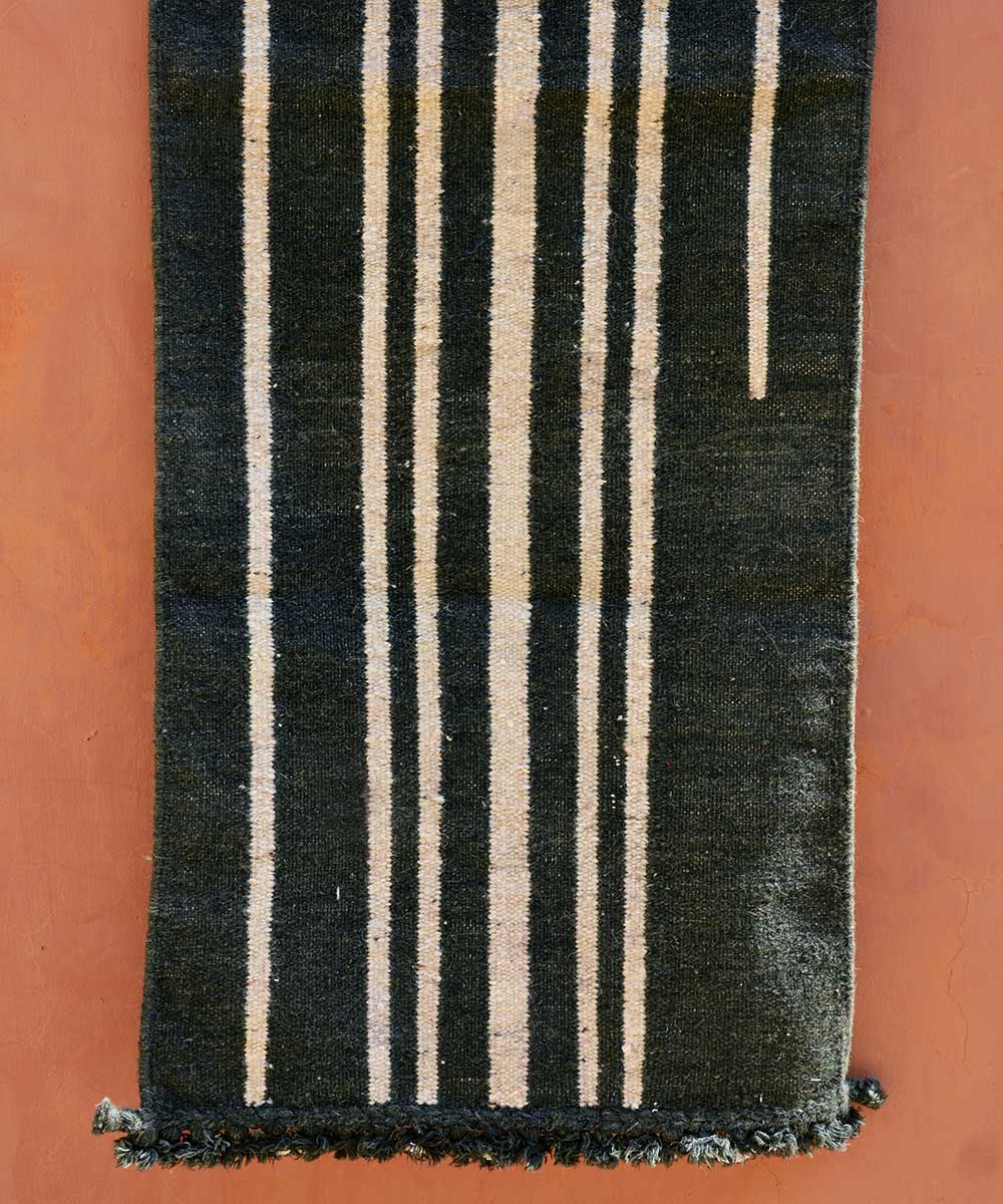 Black white handwoven woolen kharad rug