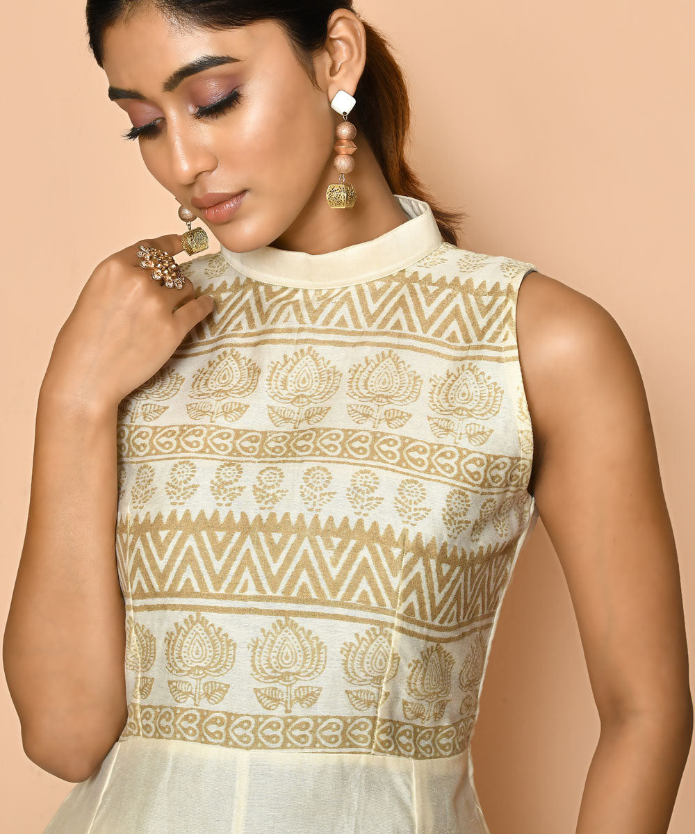 Ayoola halter neck handloom maheshwari cotton silk kurta and pant set