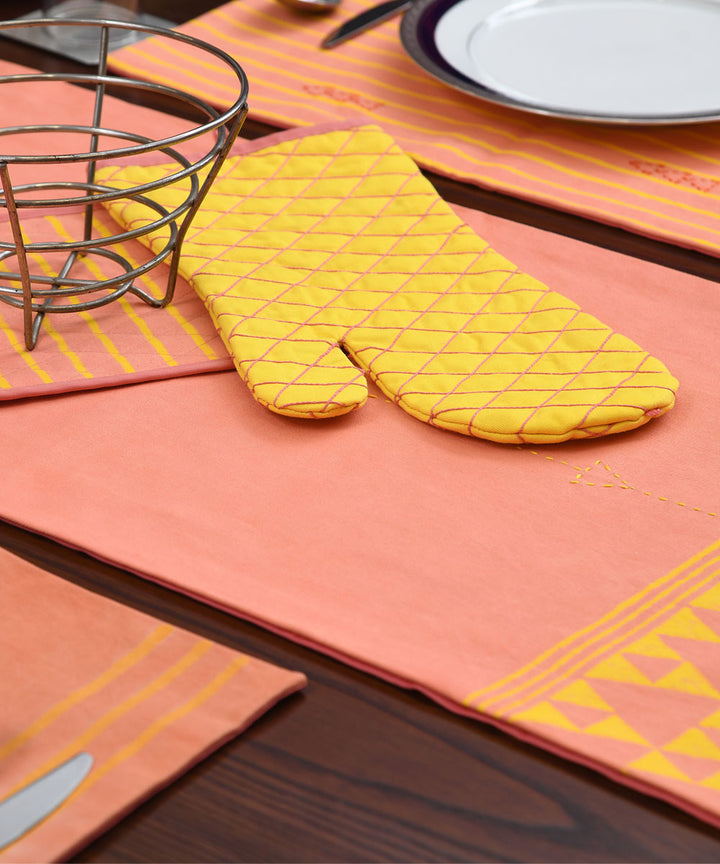 Yellow Cotton quilted oven mitten (set of 2)