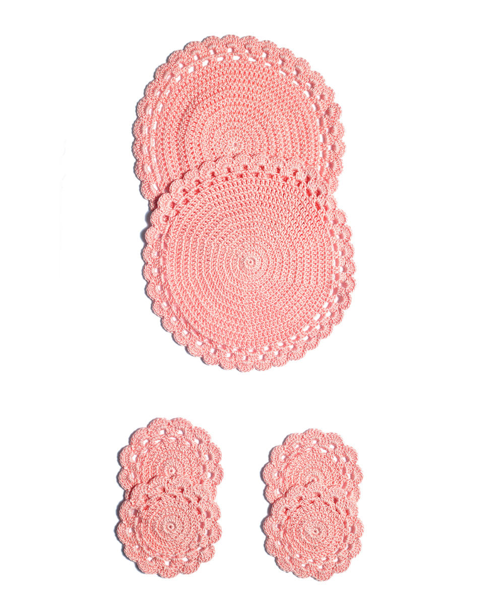 Pink crochet trivet set of six (2 placemats and 4 coasters
