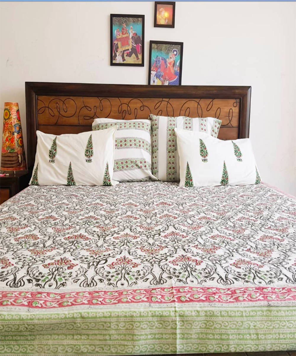 Multicolor Handblock Printed White Cotton Bedsheet