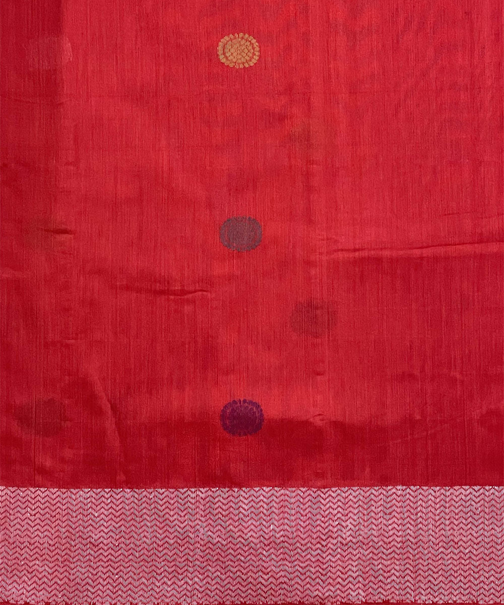 Red hand woven dolabedi silk saree