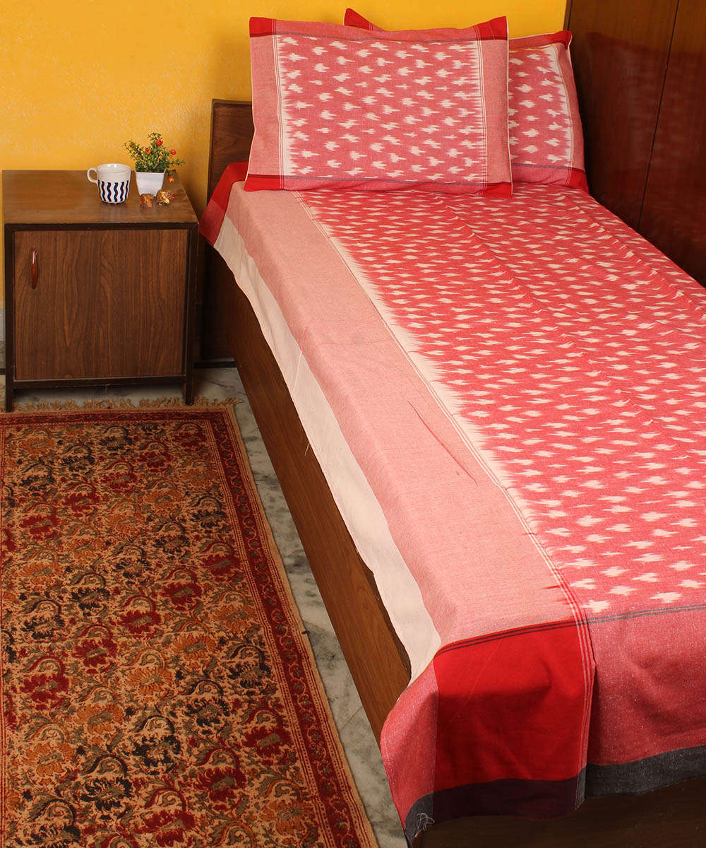 Pale red cotton handwoven pochampally ikat bedsheet