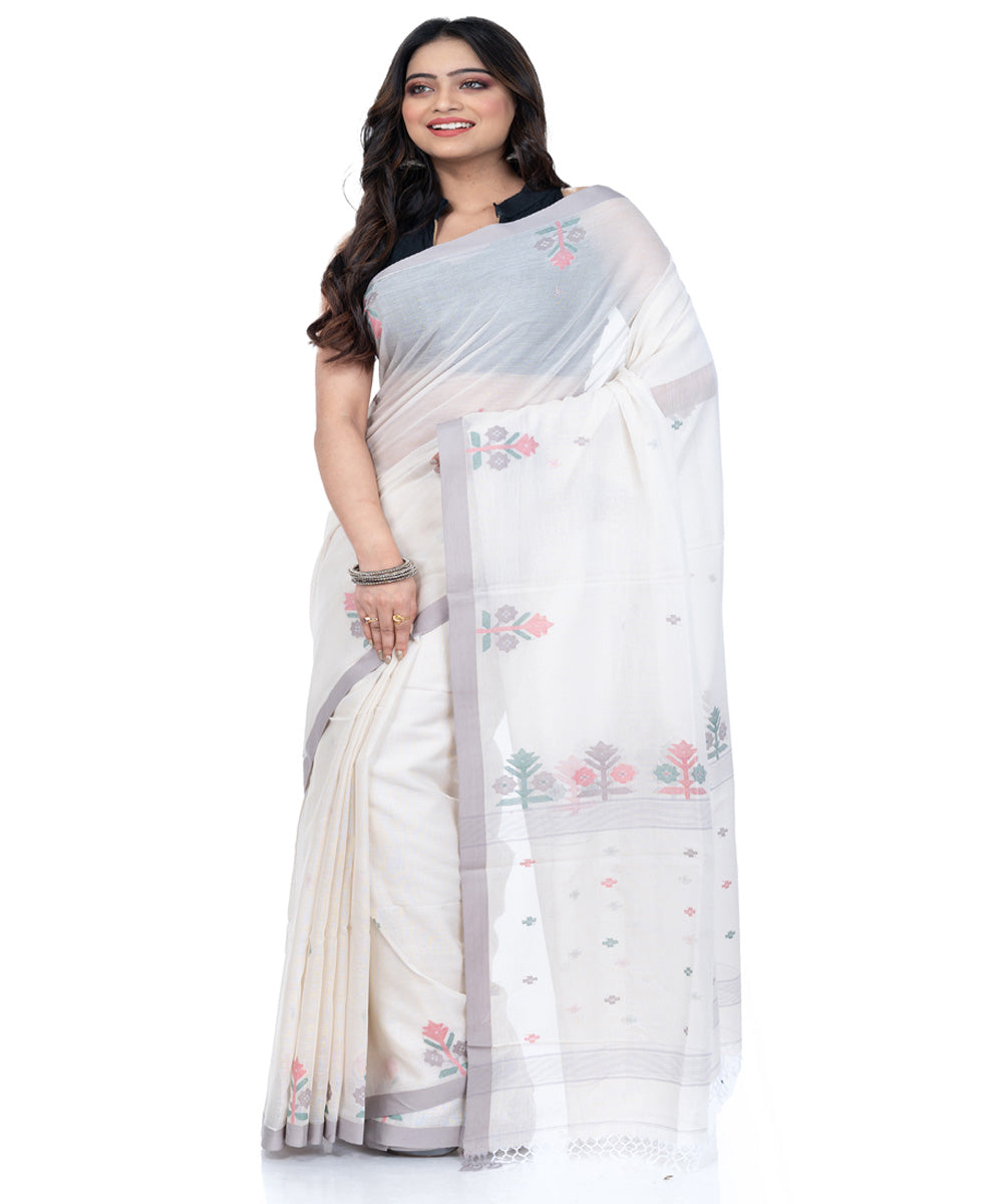 Off white cotton handwoven bengal saree