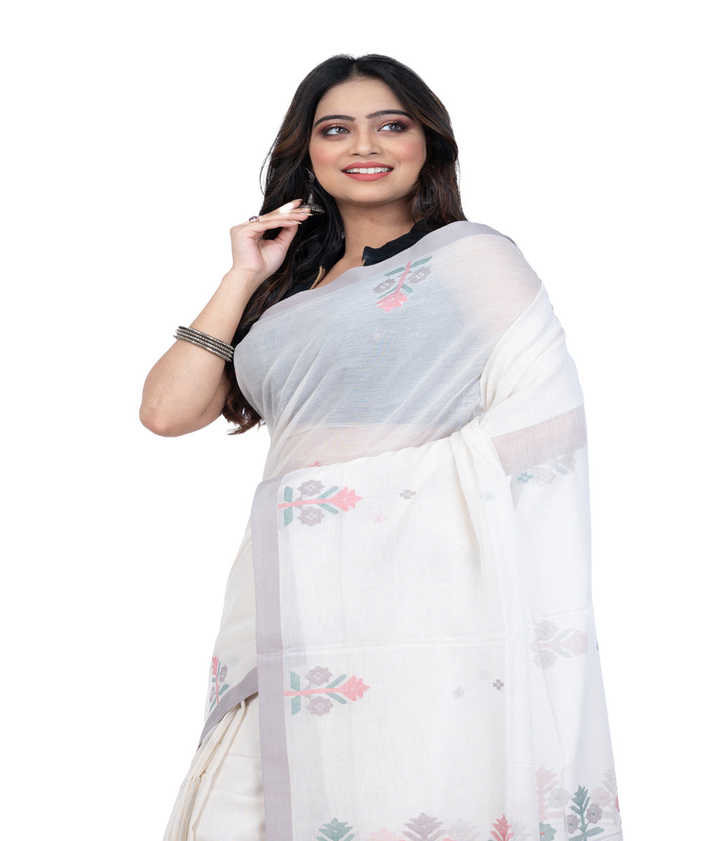 Off white cotton handwoven bengal saree