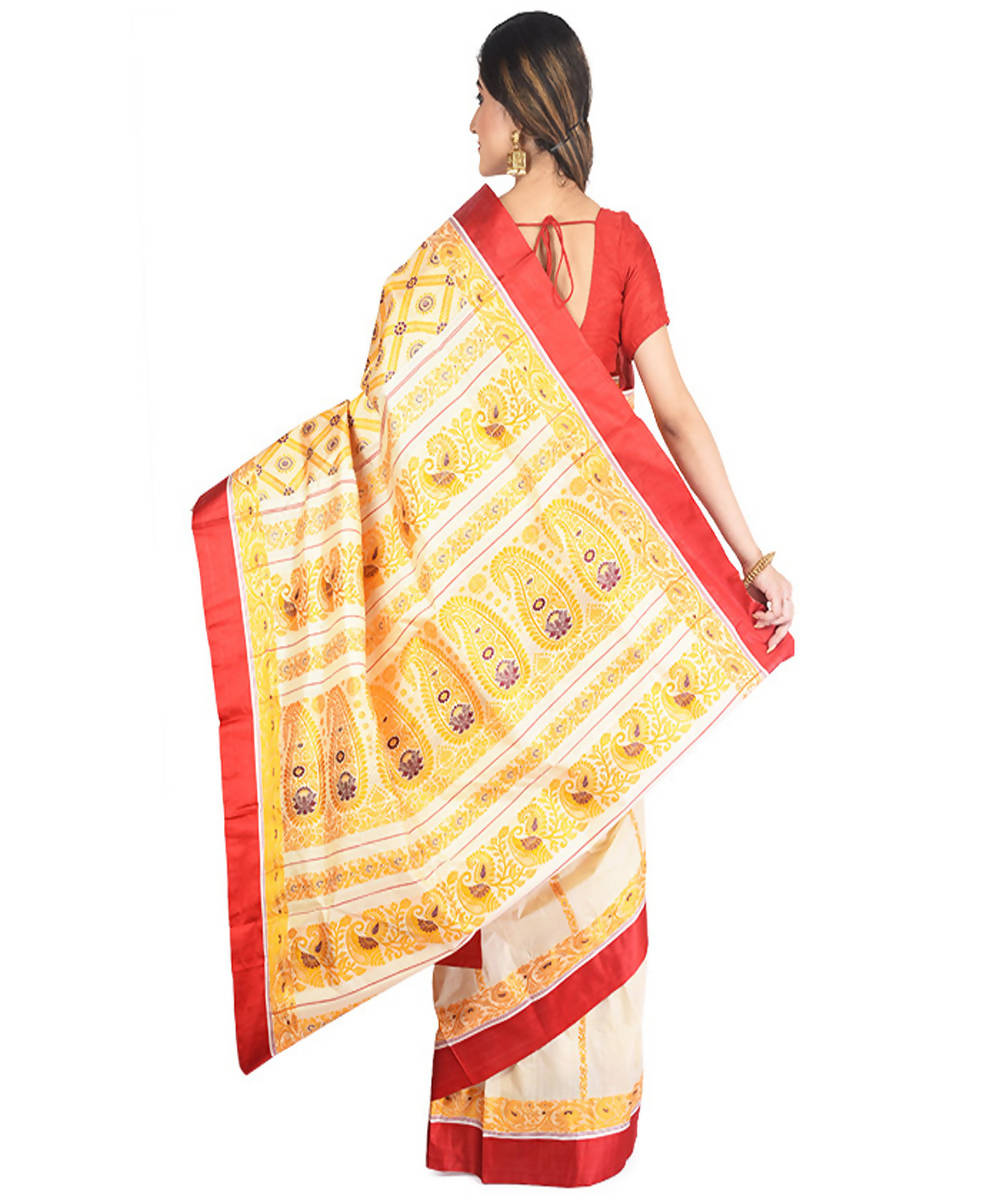 Offwhite yellow handloom garad silk saree