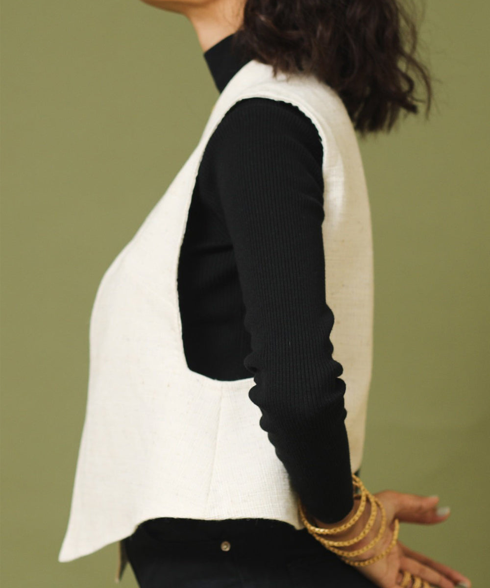 Offwhite handspun handwoven unisex woollen sleeveless jacket