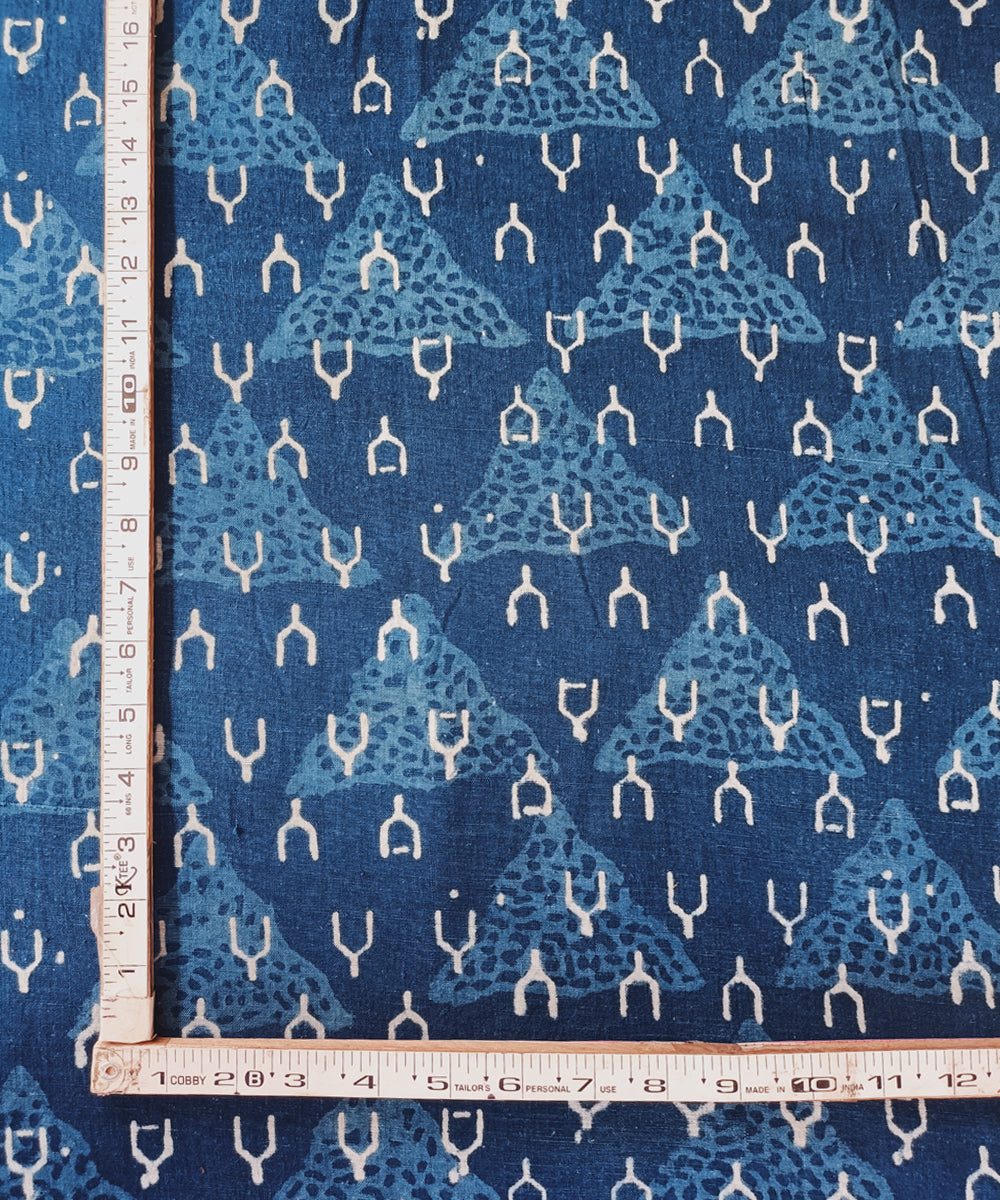 2.5 m Indigo dyed hand spun handwoven cotton dabu print kurta material