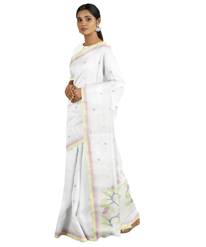 Tantuja off white handloom cotton jamdani saree