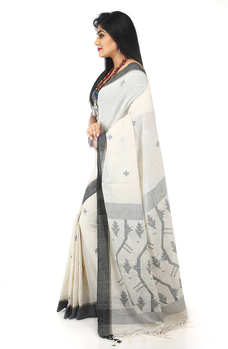 Handloom bengal white and black cotton saree